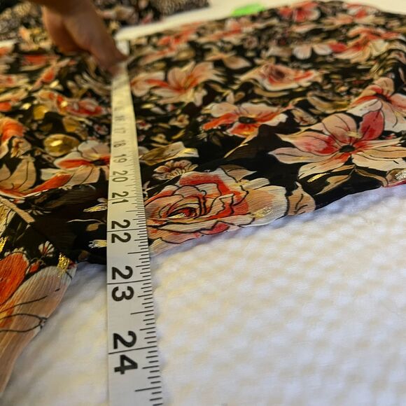 Maurices Women's Black Spring Floral Smocked Neck Top Long Sleeve Blouse Size M - Picture 5 of 9